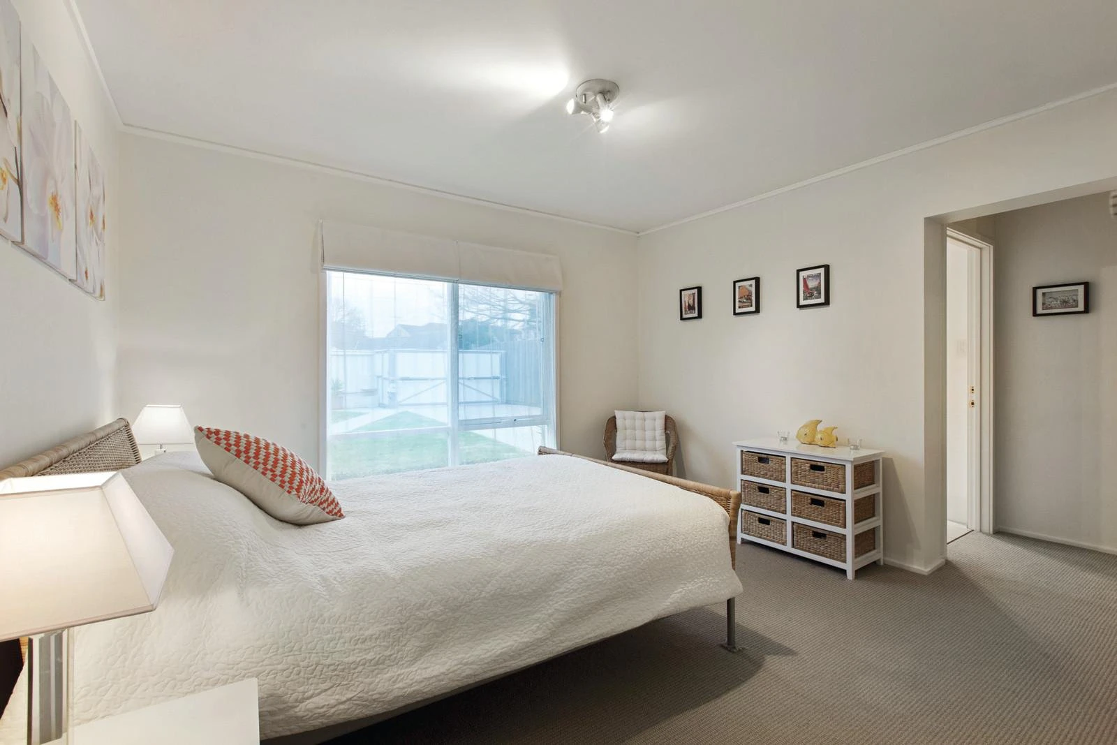 566 Waverley Road, Malvern East, VIC