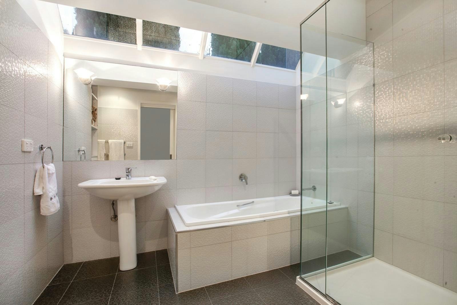 14 Burnie Street, Toorak, VIC