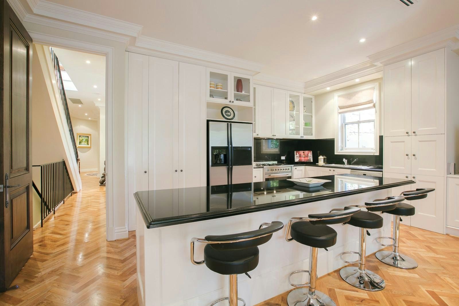 1 Landale Road, Toorak, VIC