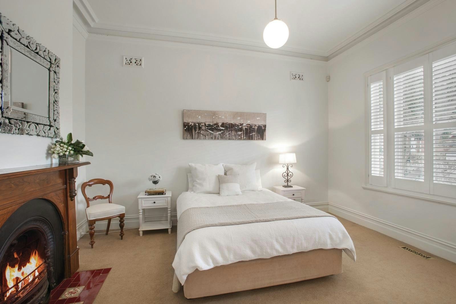 8 Clendon Road, Armadale, VIC