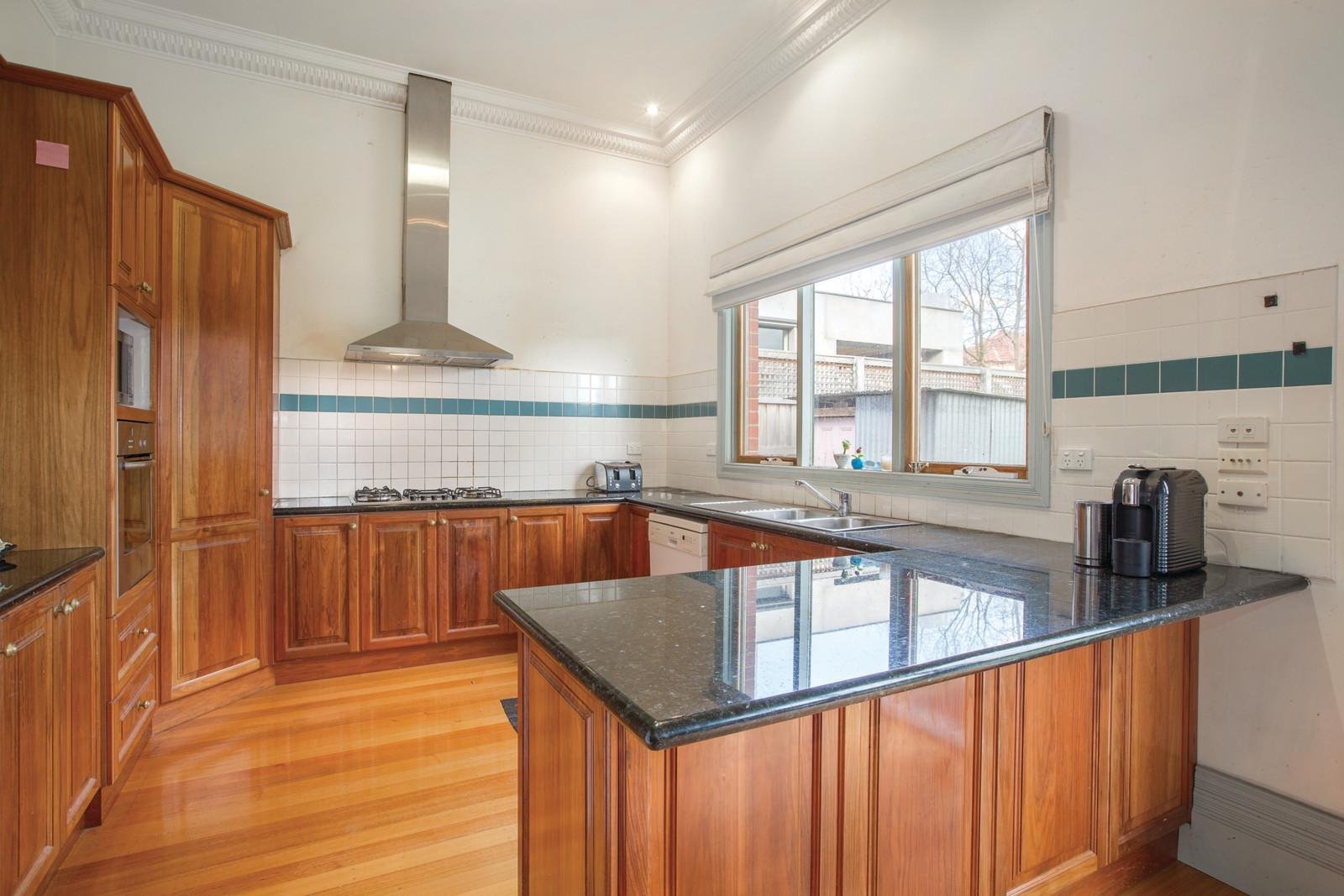 46 Wheatland Road, Malvern - Thumbnail 4