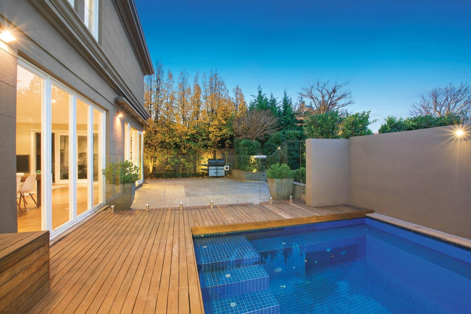 2 Lloyd Street, Malvern East, VIC