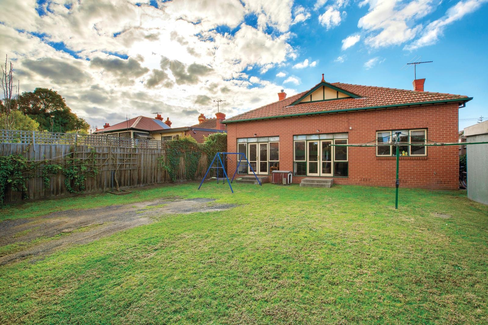 46 Wheatland Road, Malvern - Thumbnail 3
