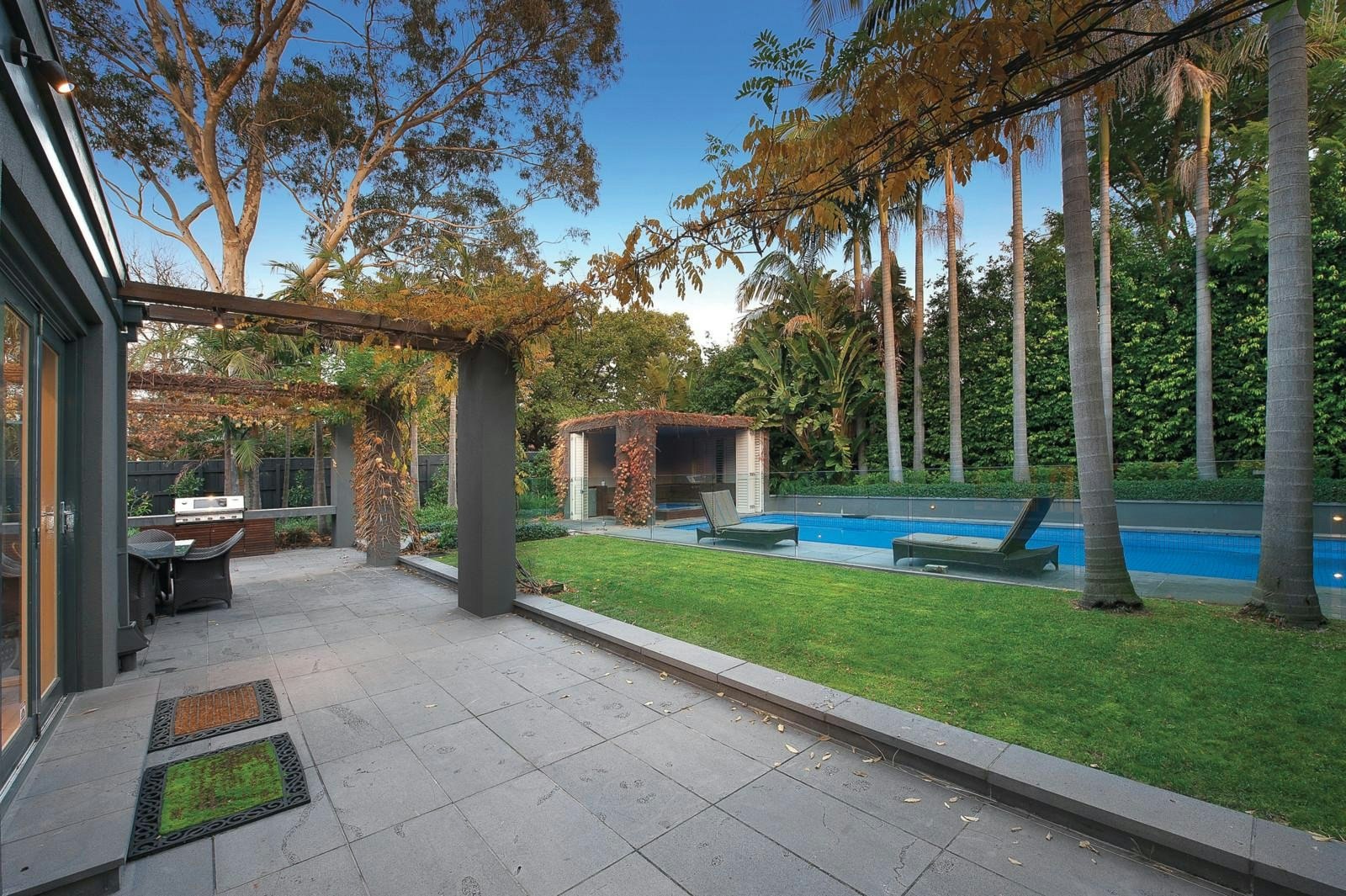 88 Manning Road, Malvern East, VIC