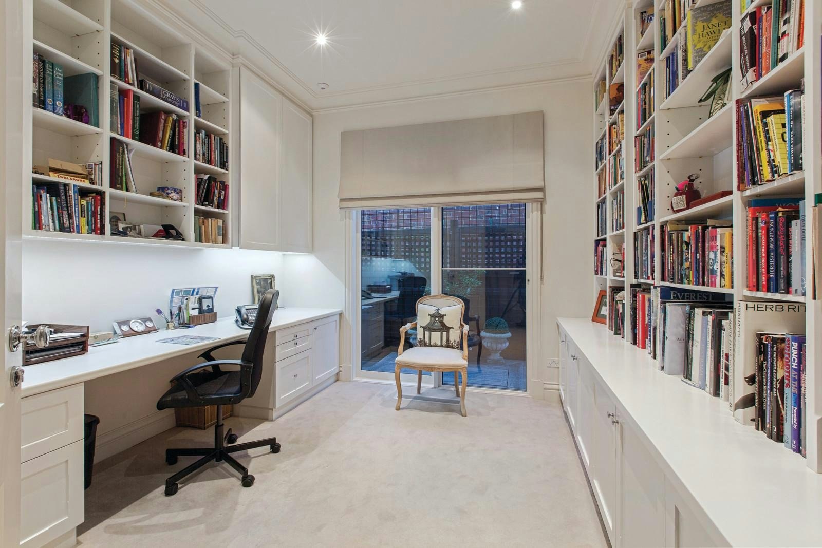 27 Canberra Road, Toorak, VIC