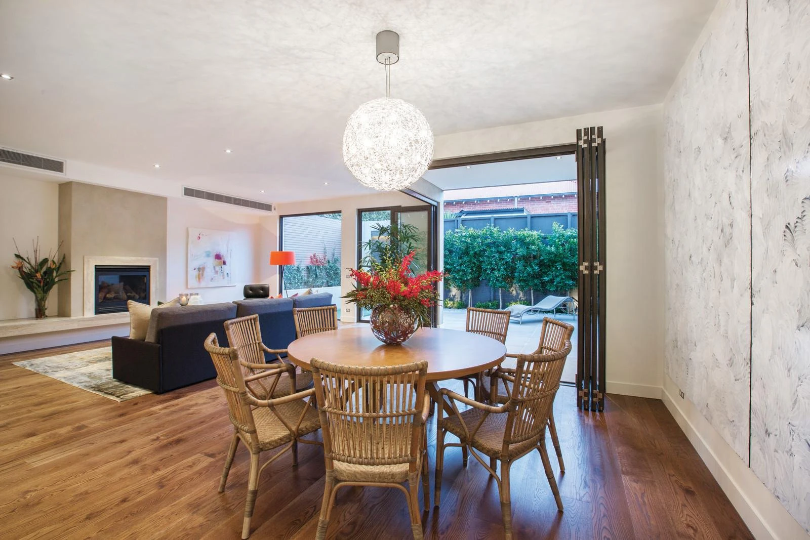 19 Brookville Road, Toorak, VIC