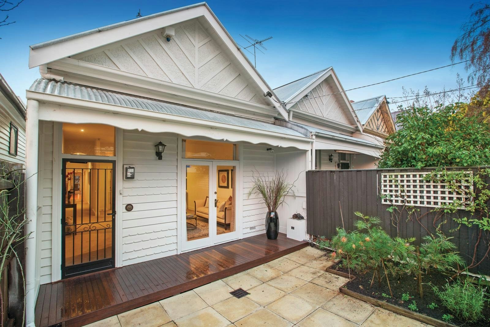 37 Stuart Street, Armadale, VIC