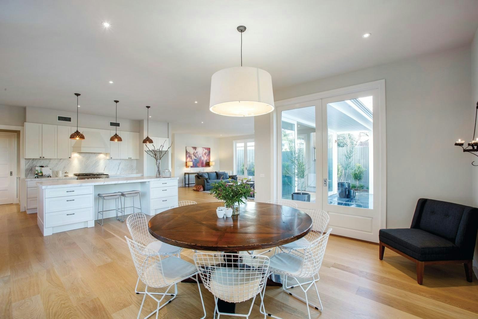 2 Ferncroft Avenue, Malvern East, VIC