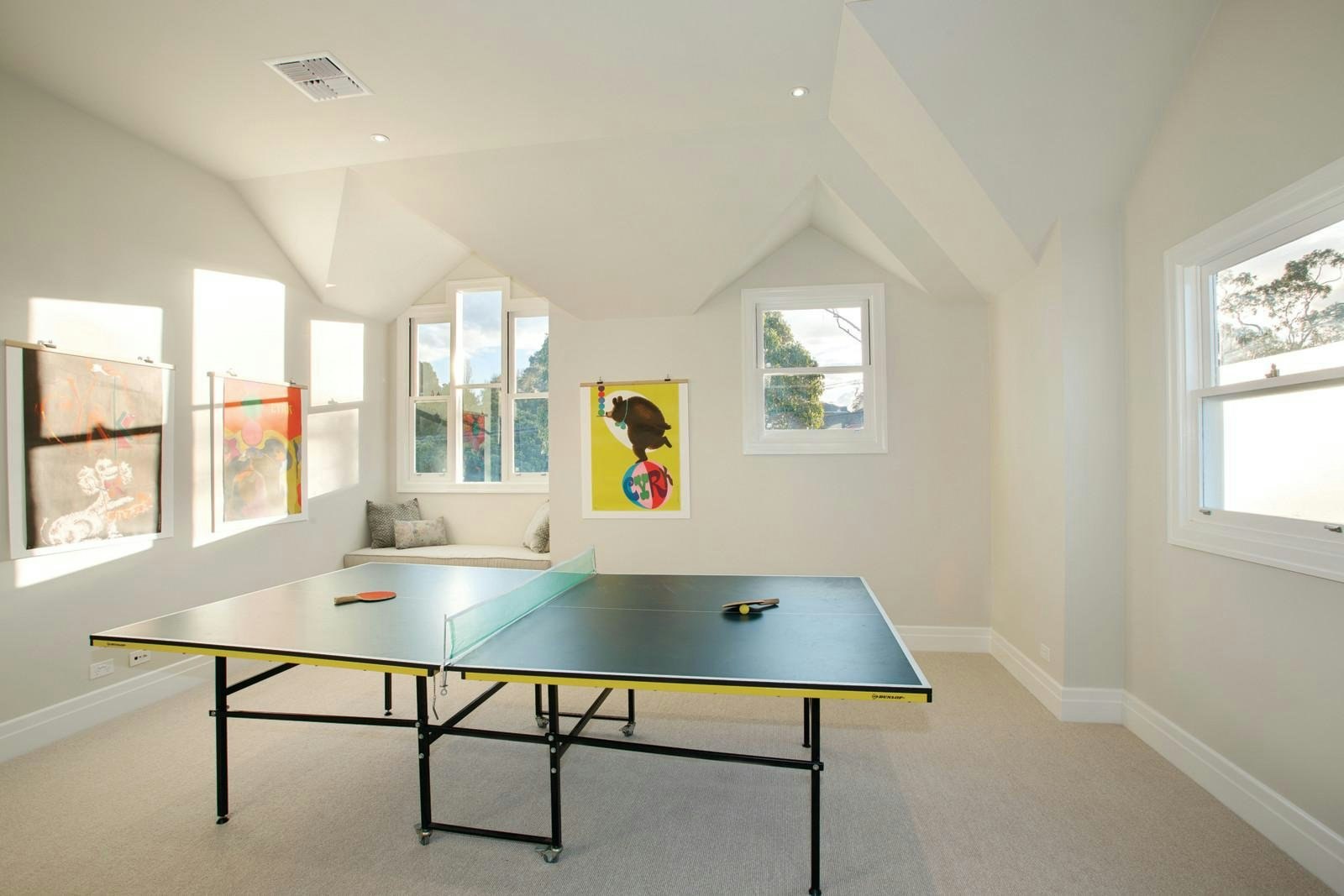 2 Ferncroft Avenue, Malvern East, VIC