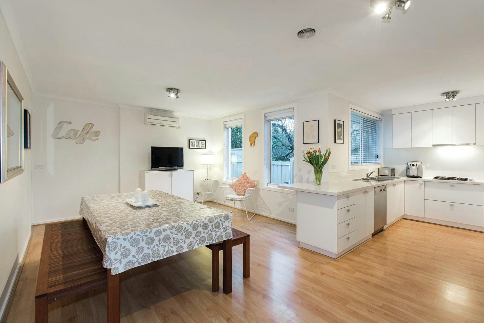 566 Waverley Road, Malvern East, VIC