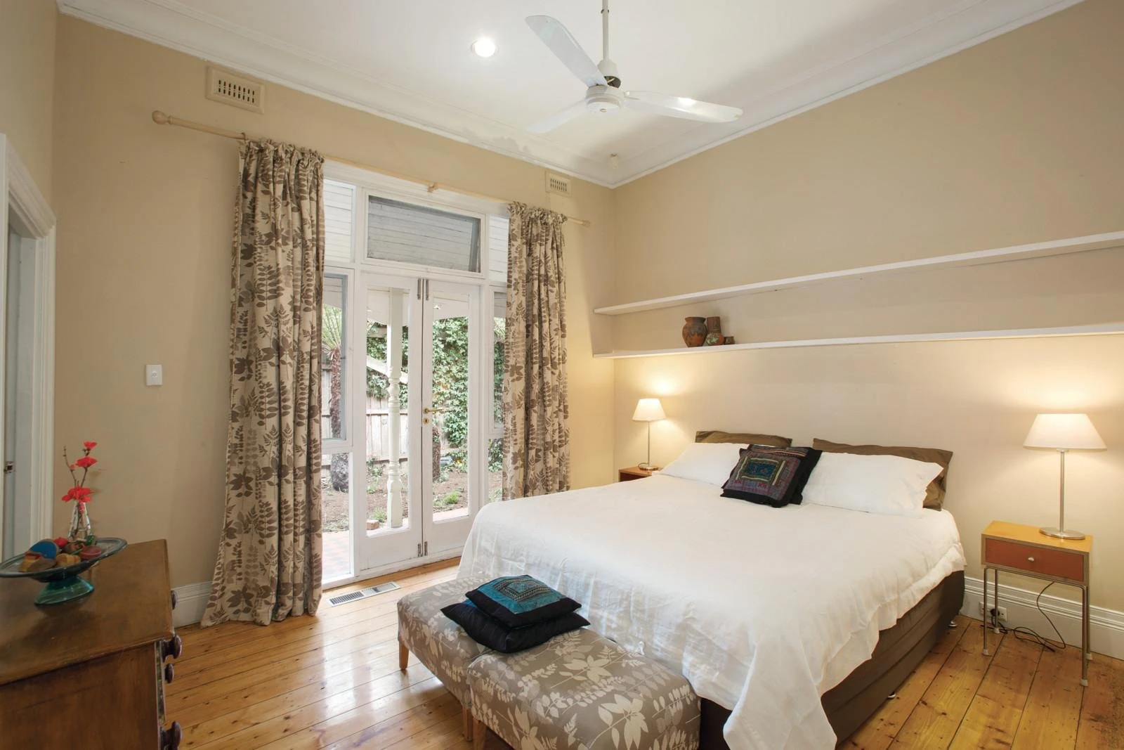 2 Leopold Street, Glen Iris, VIC