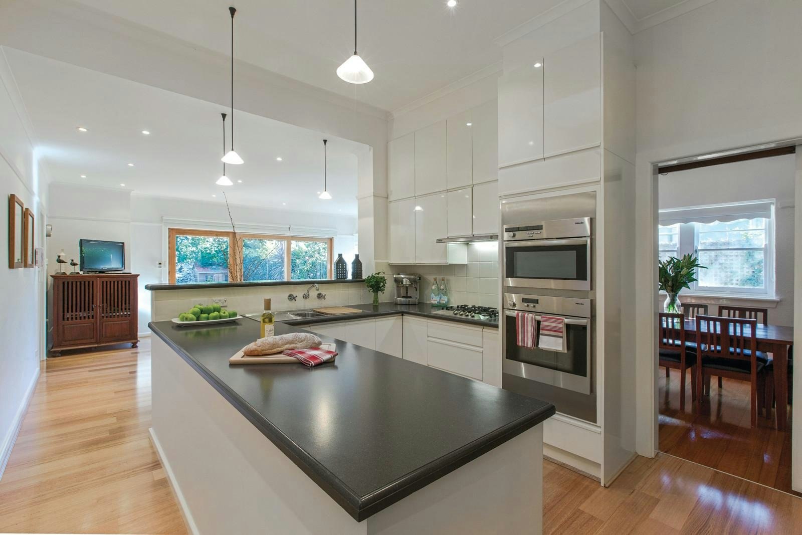 2 Munro Avenue, Ashburton, VIC