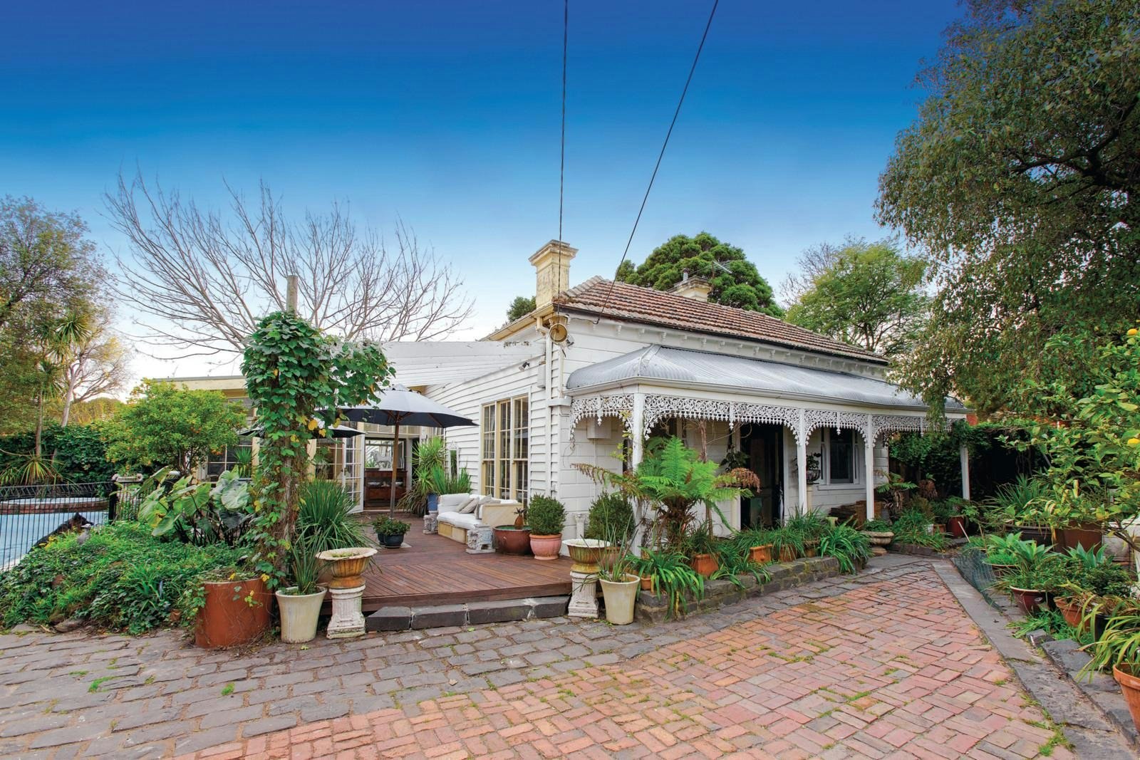 71 Manning Road, Malvern East, VIC