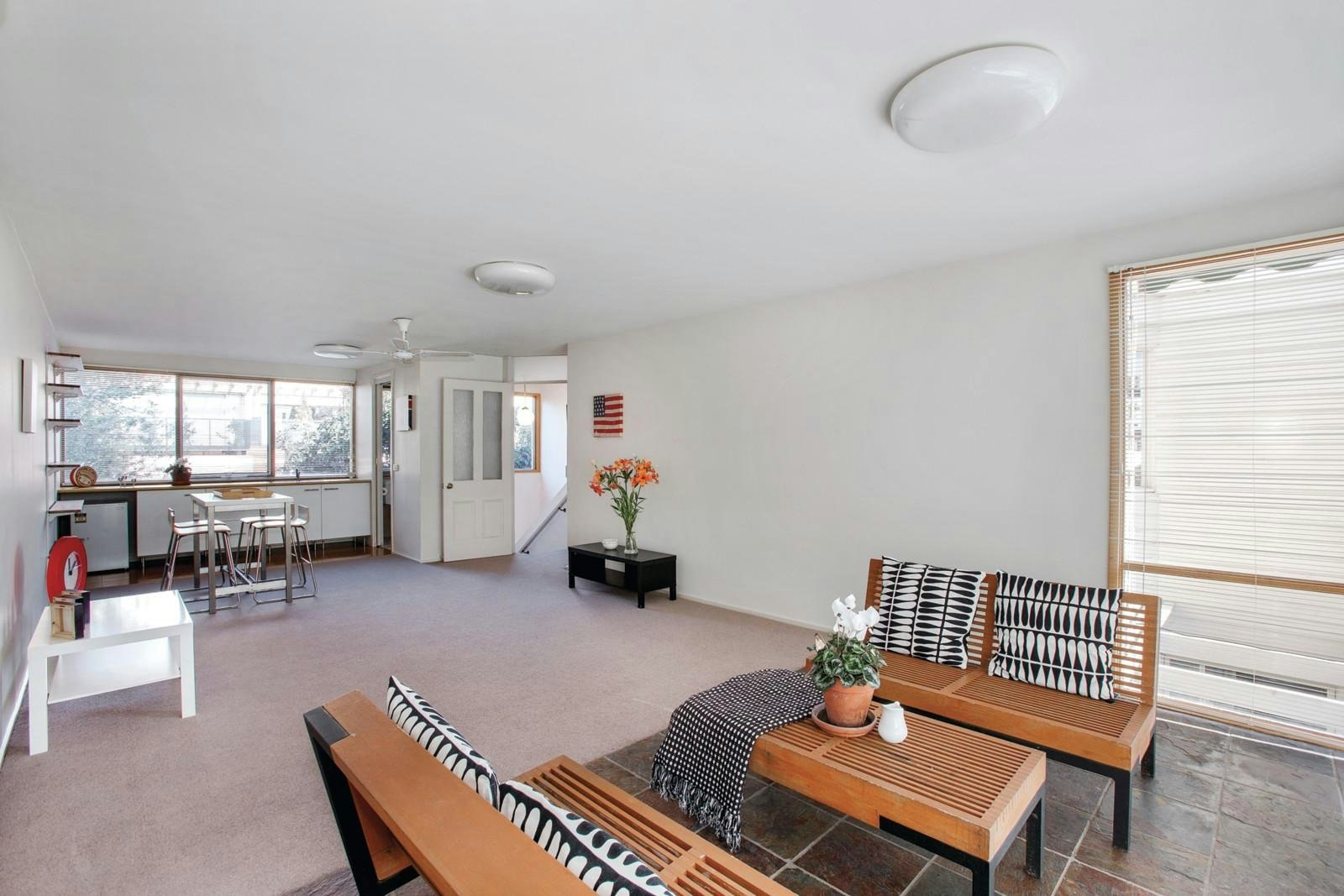 2-2A Aubrey Road, Armadale, VIC