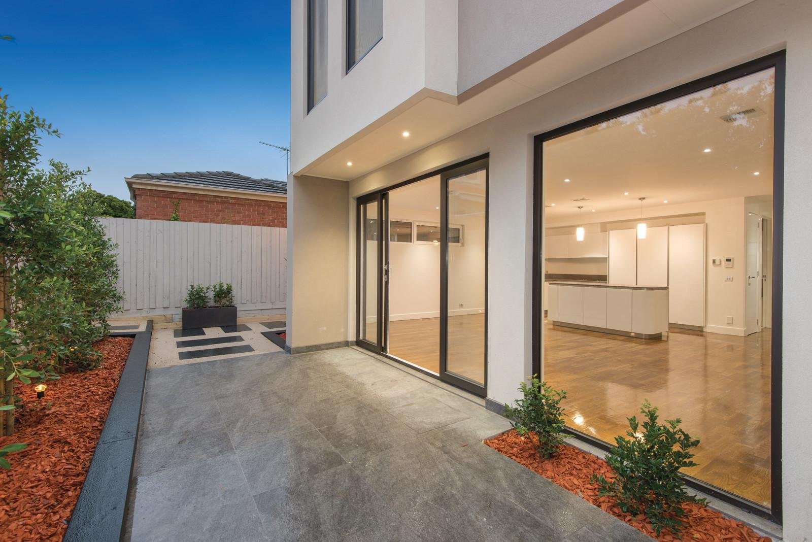 5/20 Belmont Avenue, Glen Iris - Thumbnail 2