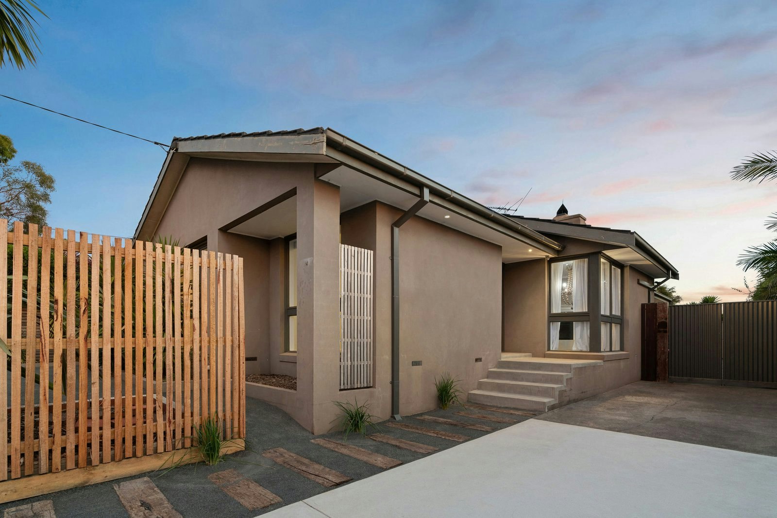 2 Sussex Avenue, Mornington, 3931