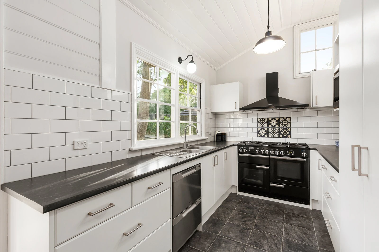 26 Albany Crescent, Surrey Hills, 3127