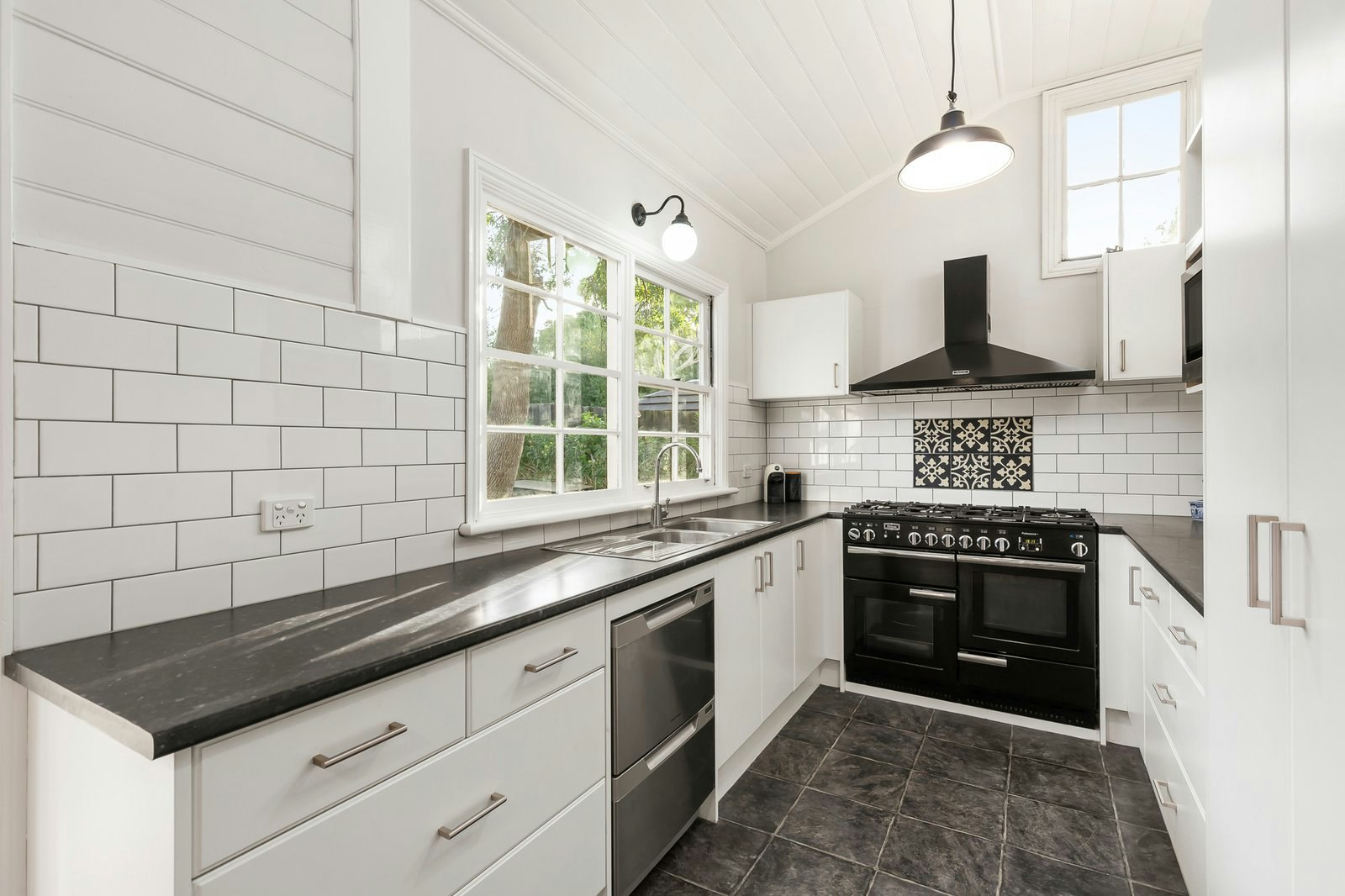 26 Albany Crescent, Surrey Hills, 3127