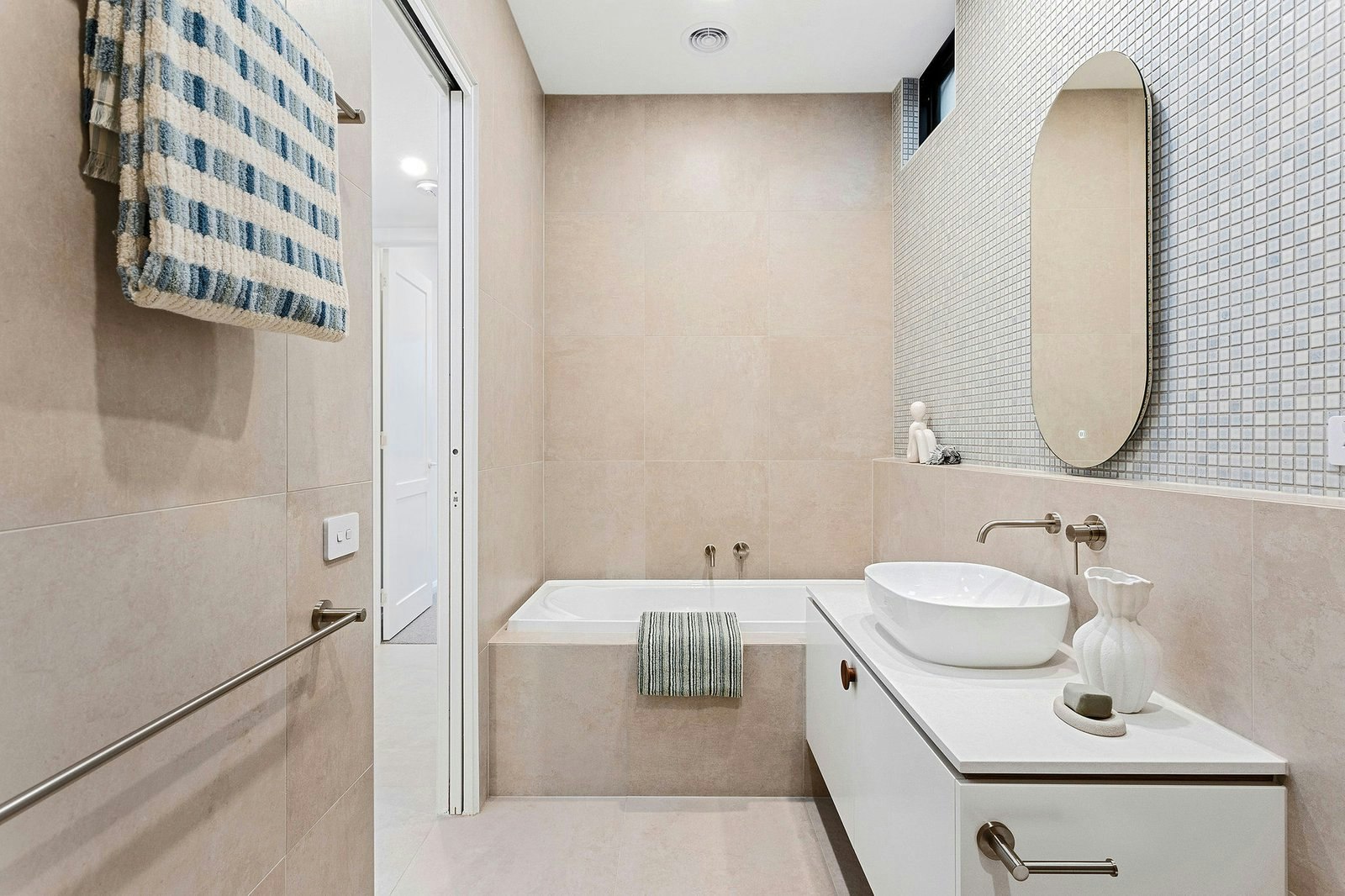 6/34 Bartels Street, McCrae, 3938