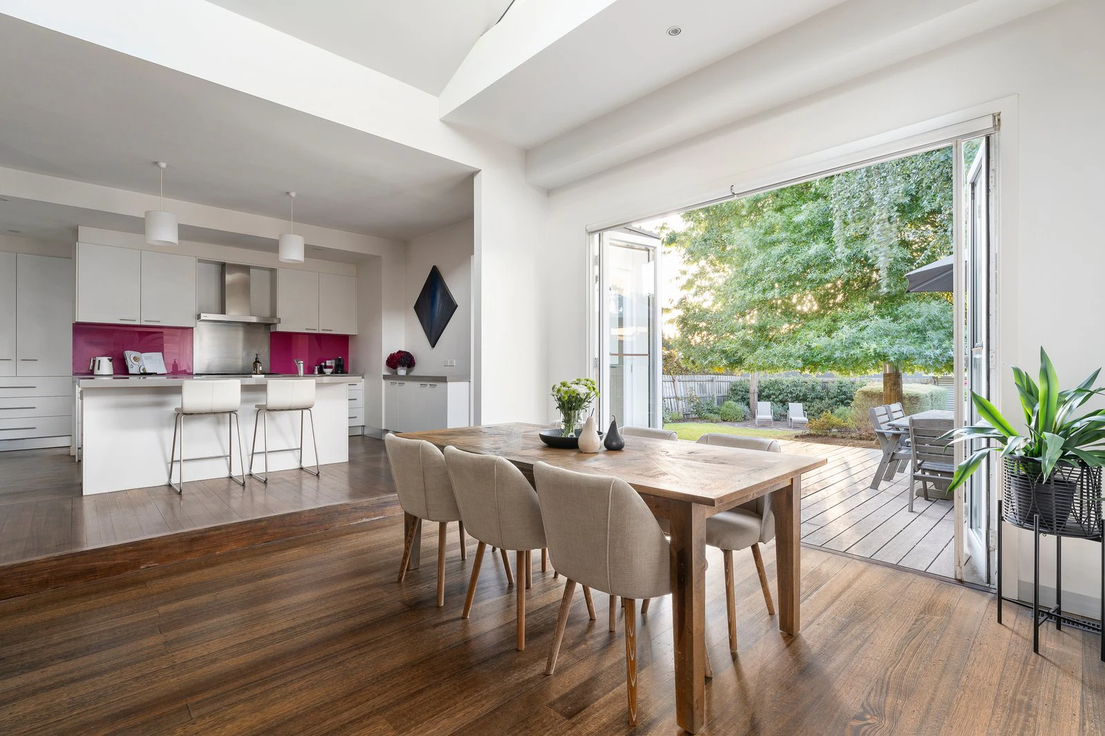 15 Highbury Grove, Kew, 3101
