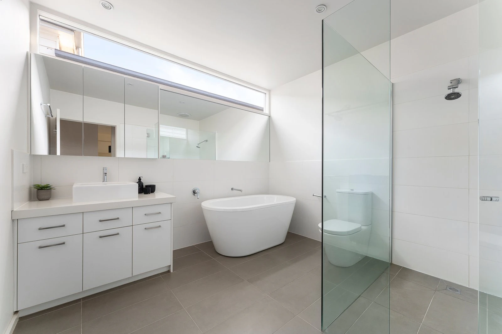 15 Highbury Grove, Kew, 3101