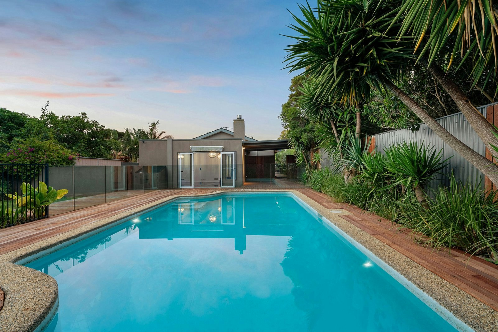 2 Sussex Avenue, Mornington, 3931