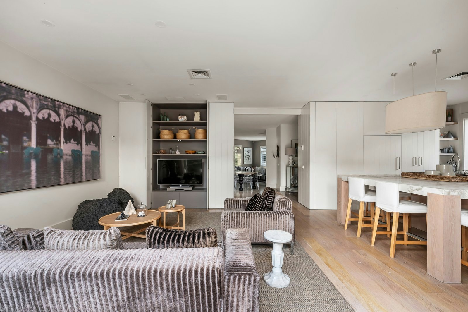 10 Winifred Crescent, Toorak, 3142