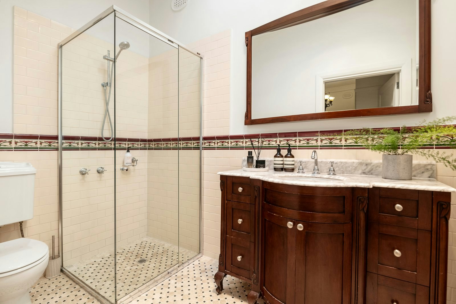 4 Faircroft Avenue, Glen Iris, 3146