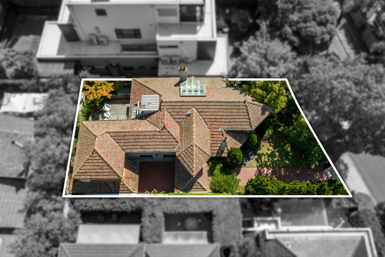 10 Winifred Crescent, Toorak, 3142