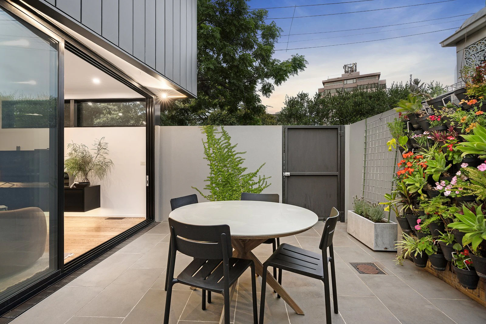 25 Wright Street, Middle Park, 3206