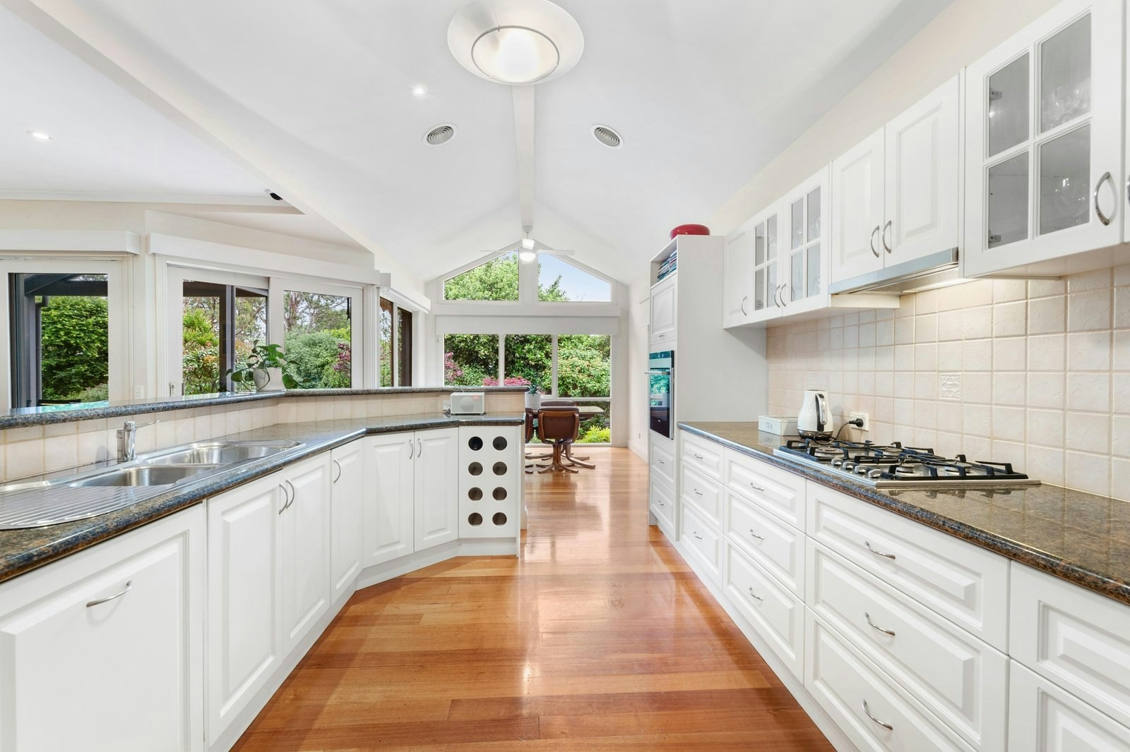 5-7 Dalry Avenue, Park Orchards, 3114