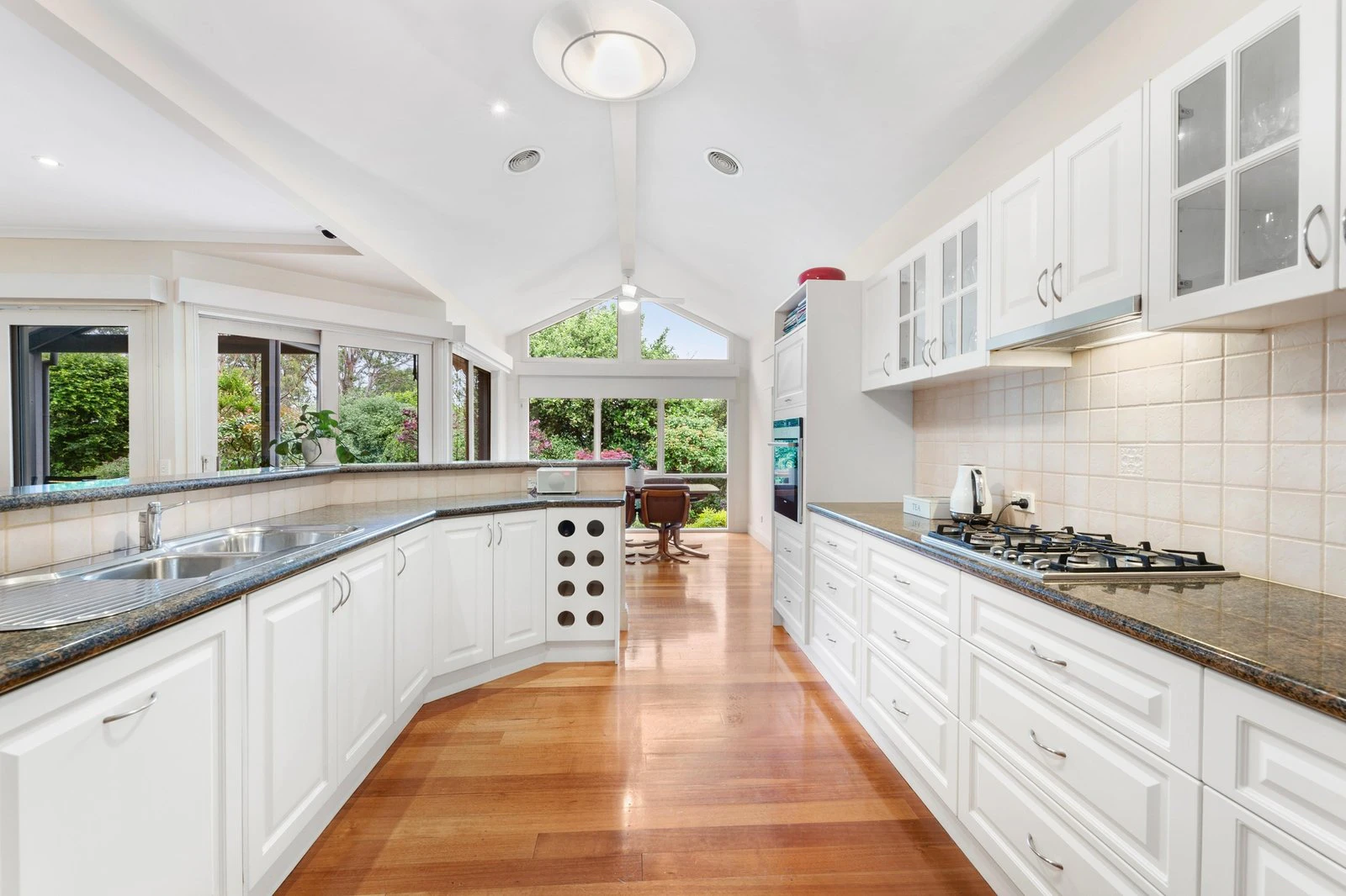 5-7 Dalry Avenue, Park Orchards, 3114