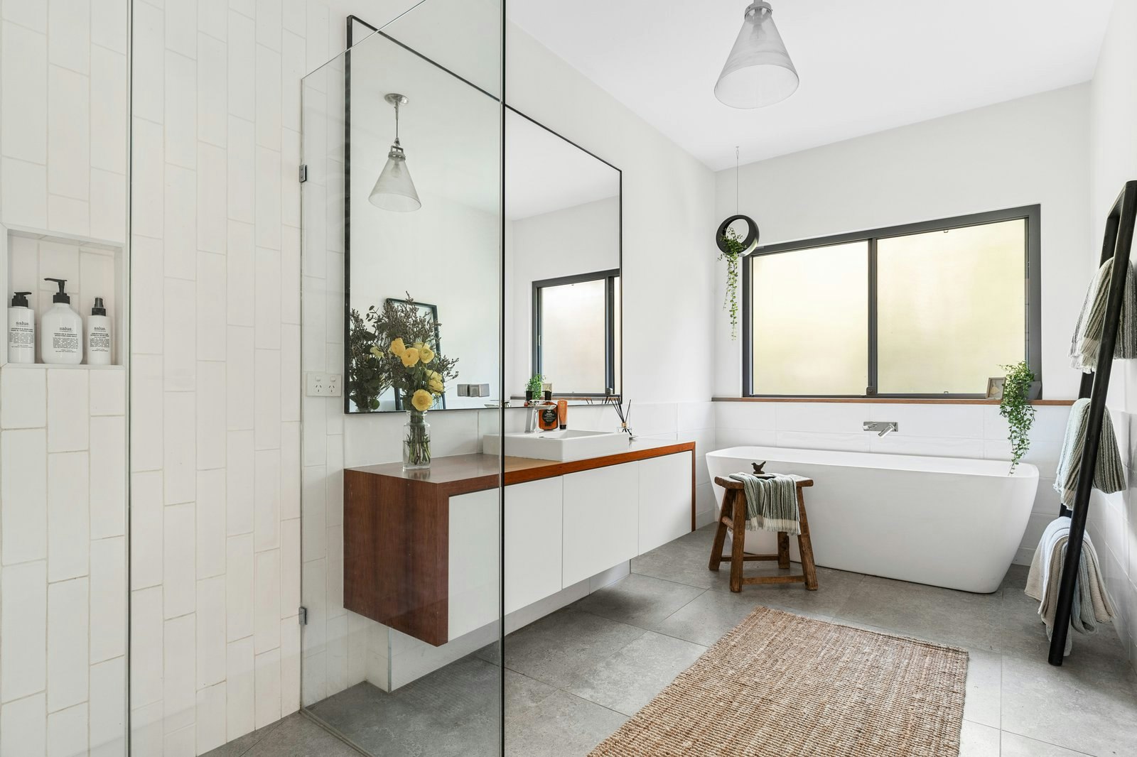 10 Montuna Grove, Guys Hill, 3807