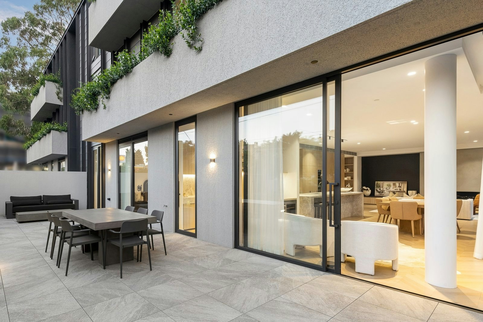 2/163 Victoria Road, Camberwell, 3124