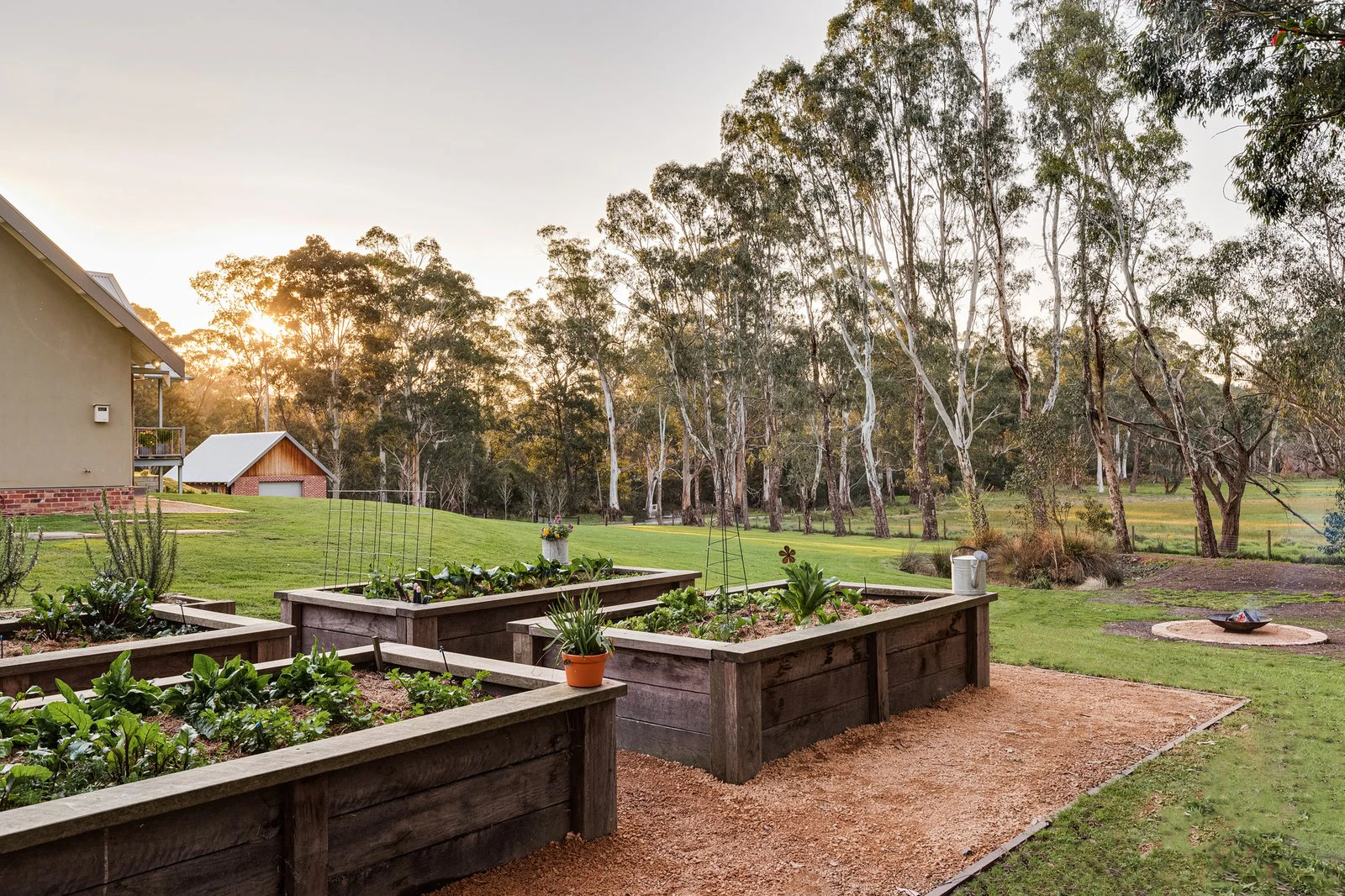 10 Montuna Grove, Guys Hill, 3807