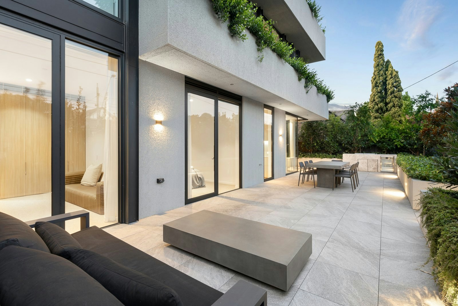 2/163 Victoria Road, Camberwell, 3124