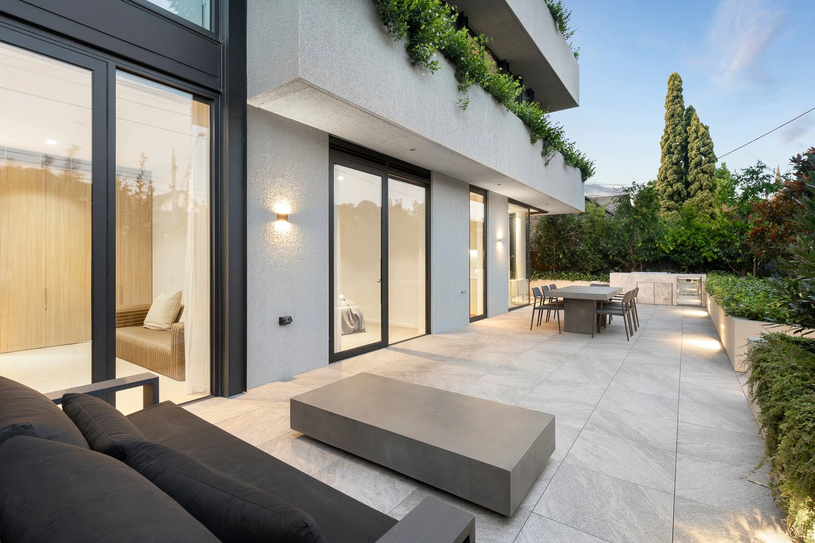 2/163 Victoria Road, Camberwell, 3124