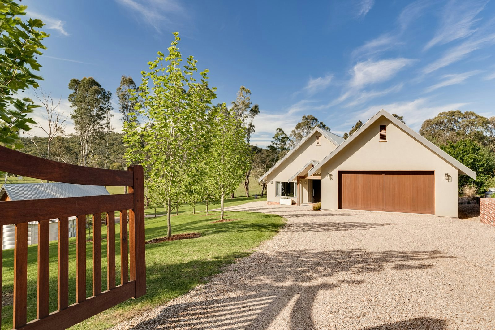 10 Montuna Grove, Guys Hill, 3807