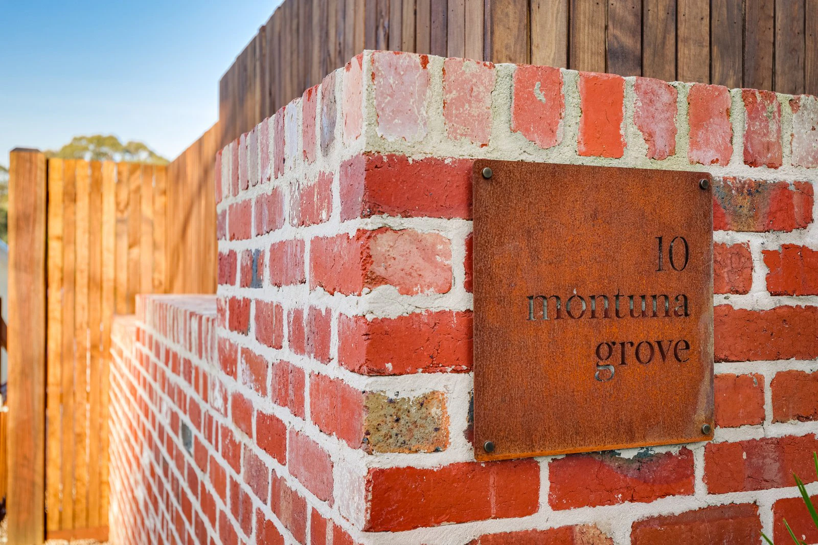 10 Montuna Grove, Guys Hill, 3807