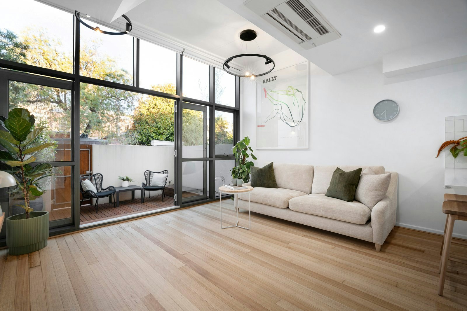 Residence 2/21 St Vincent Street, Albert Park, 3206