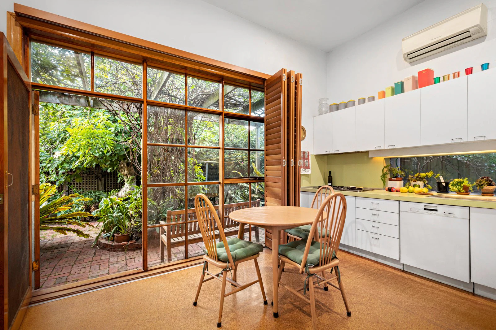 8 Langridge Street, Middle Park, 3206