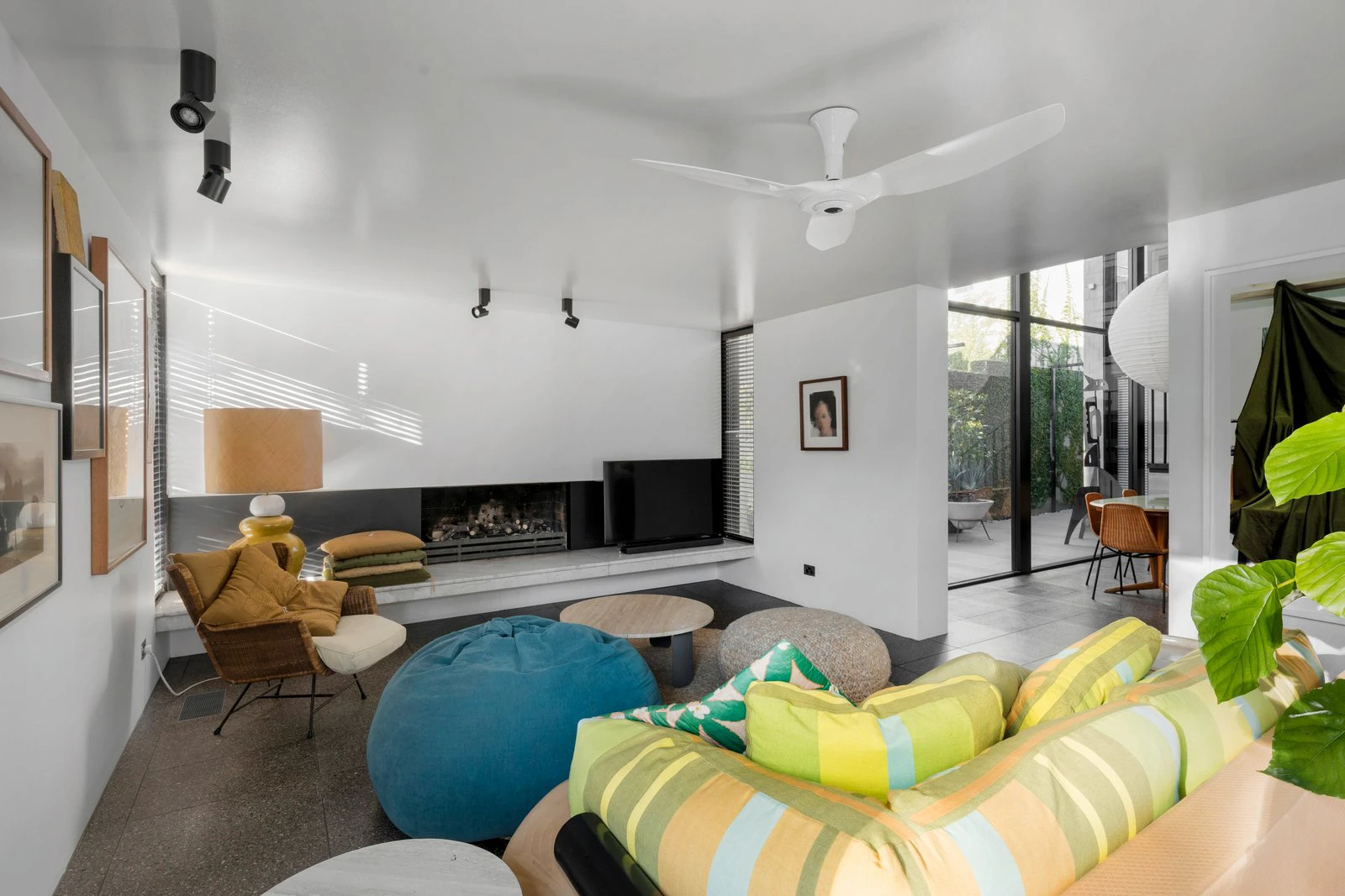 6 Denham Place, Toorak, 3142