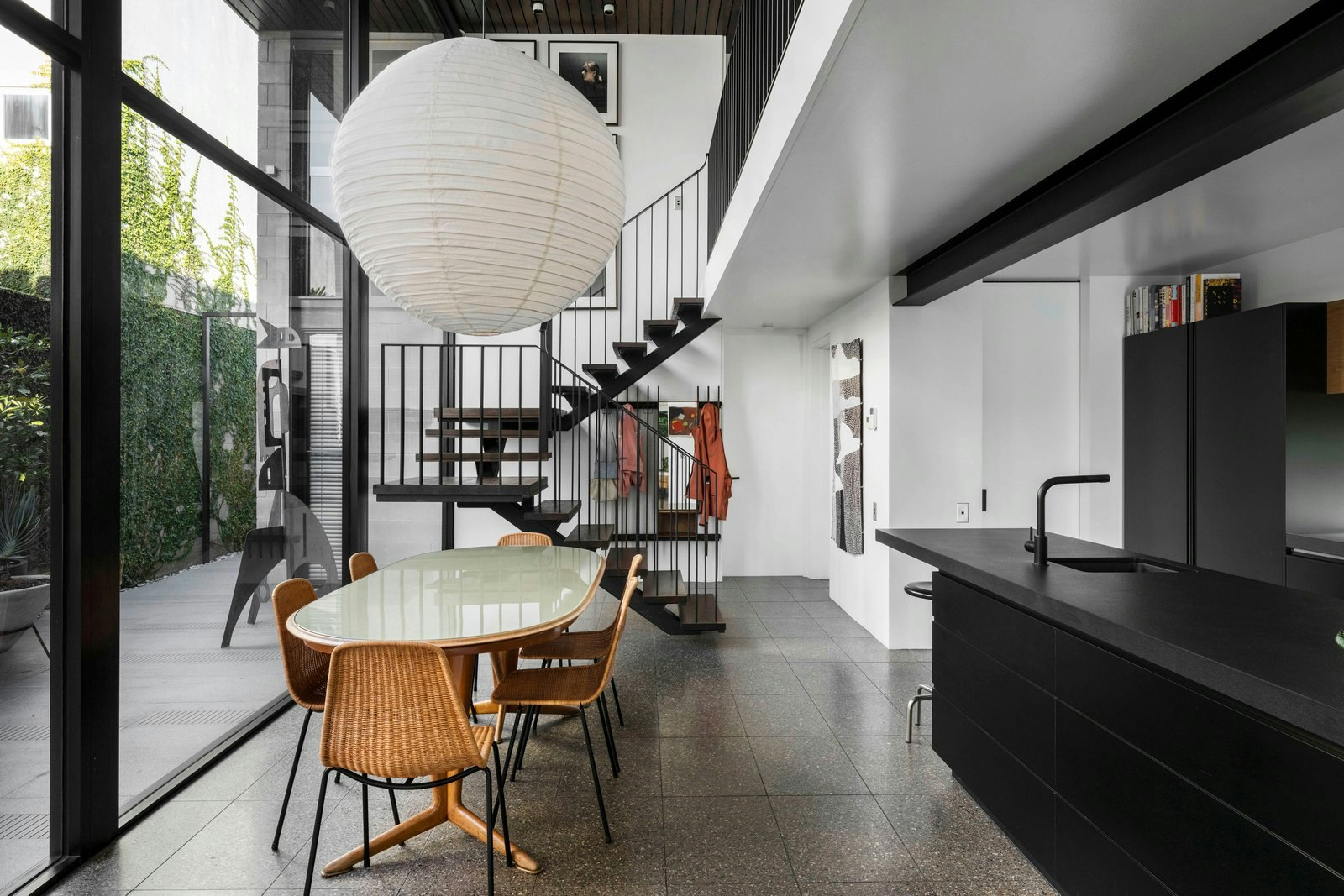 6 Denham Place, Toorak, 3142