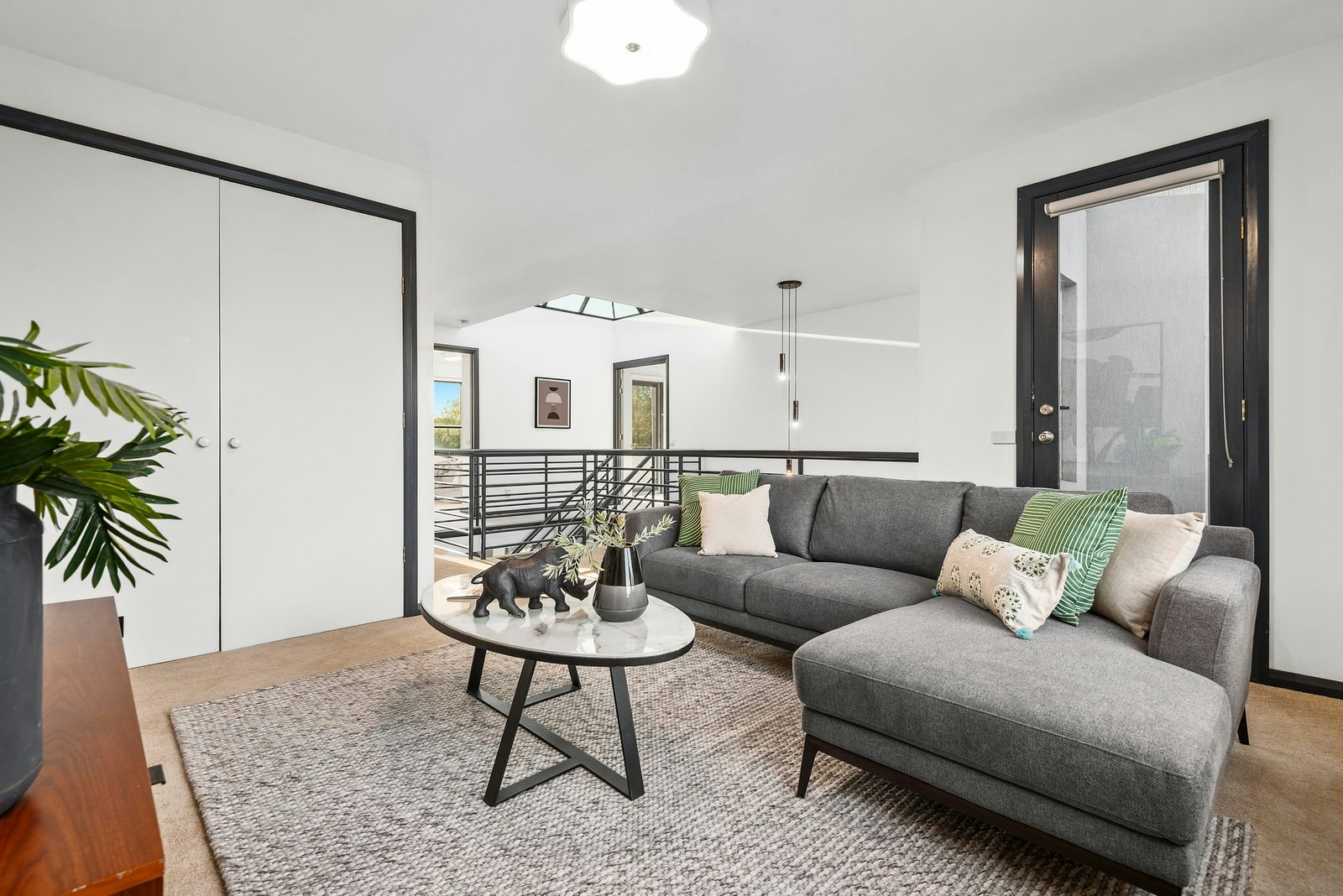 24 Wynyard Crescent, Balwyn North, 3104