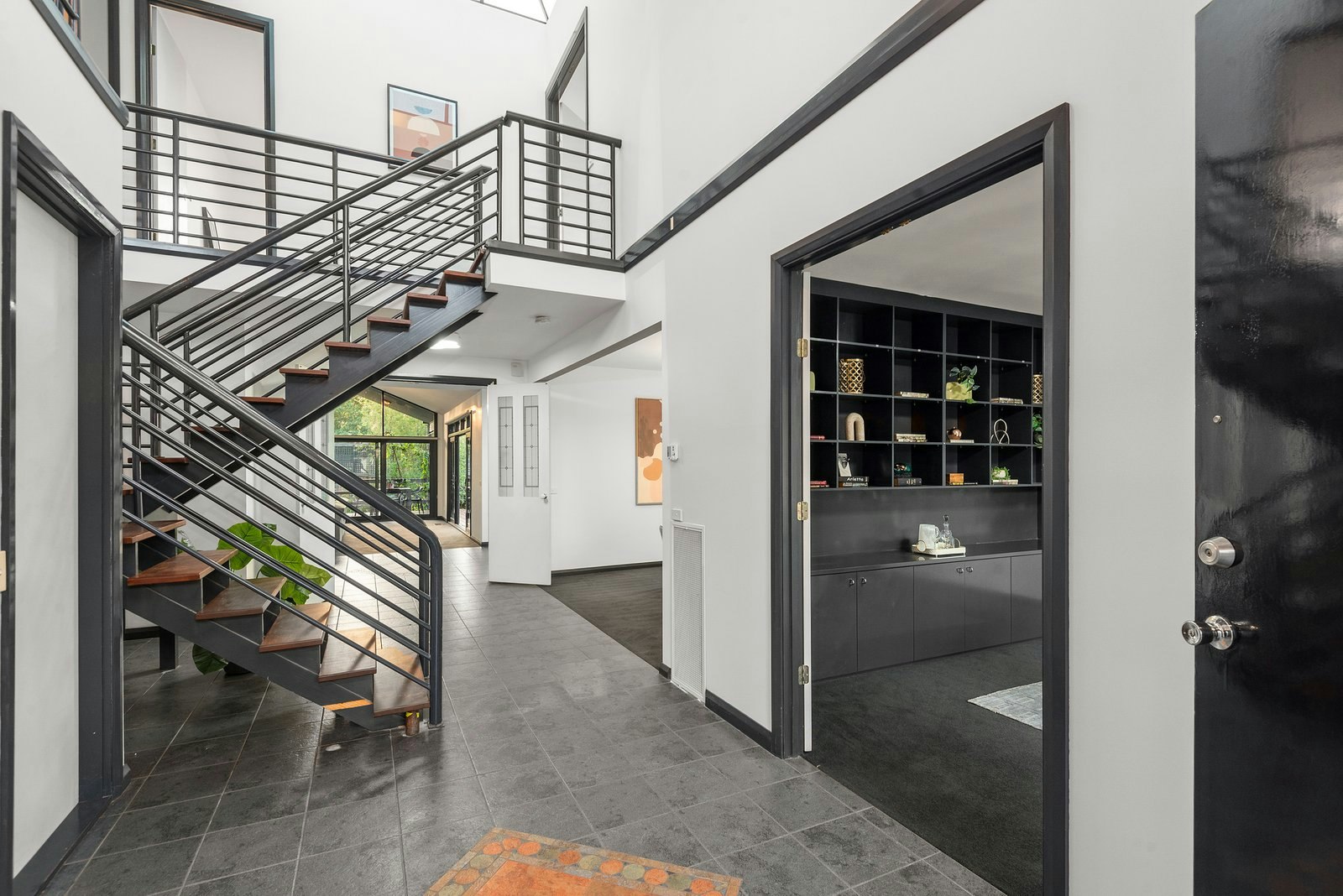 24 Wynyard Crescent, Balwyn North, 3104