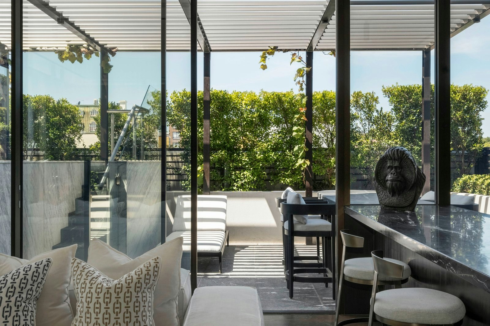 The Penthouse, 86 Mathoura Road, Toorak, 3142