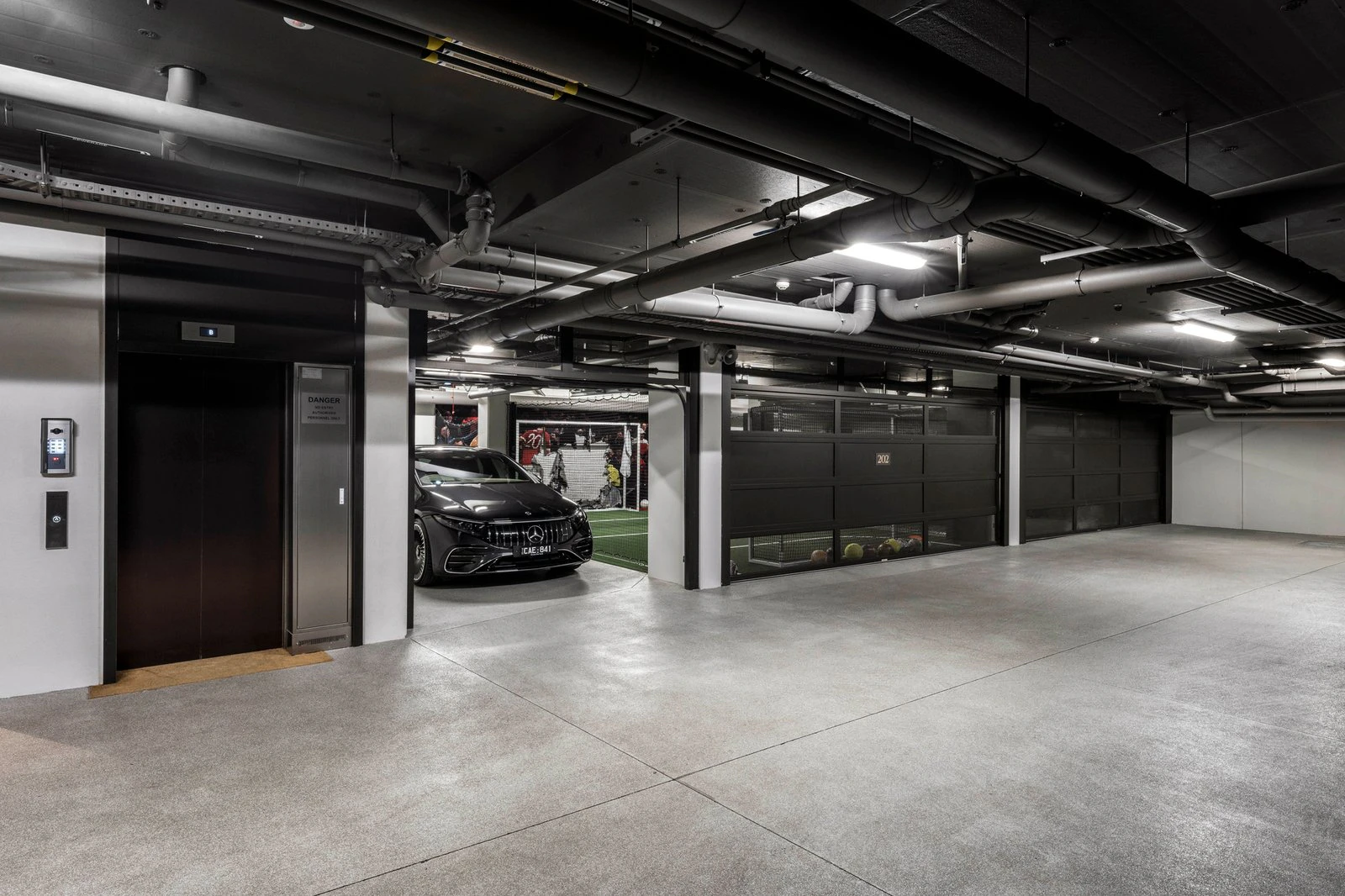 The Penthouse, 86 Mathoura Road, Toorak, 3142