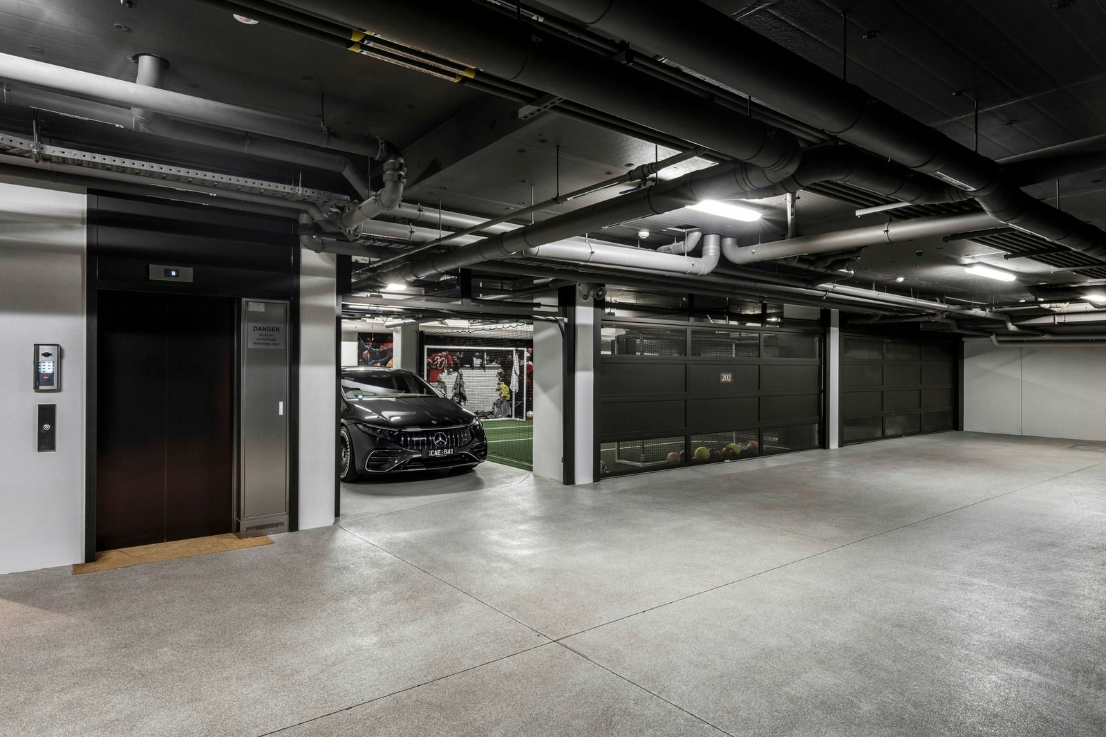 The Penthouse, 86 Mathoura Road, Toorak, 3142