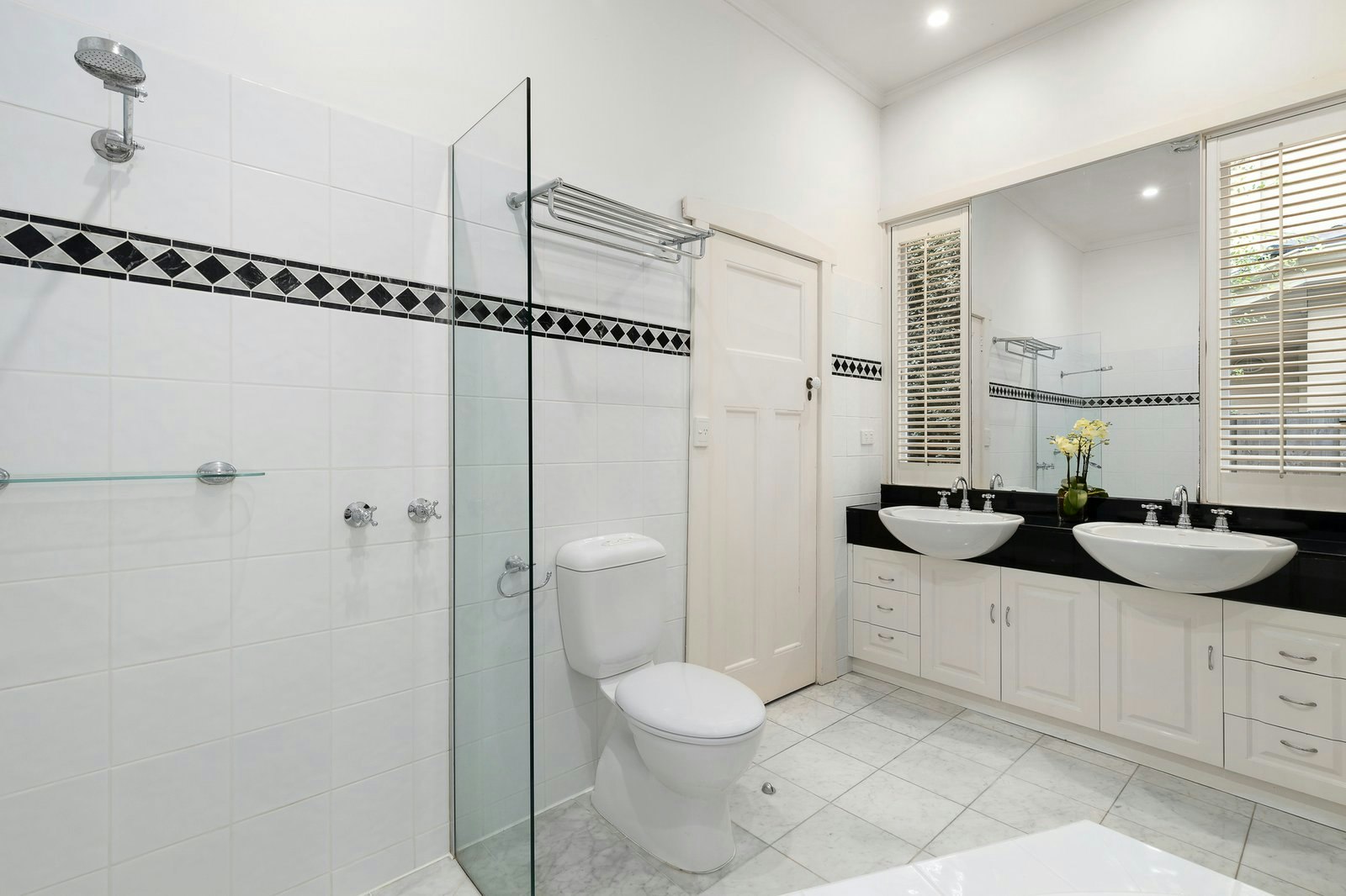 28 Fitzgibbon Crescent, Caulfield North, 3161