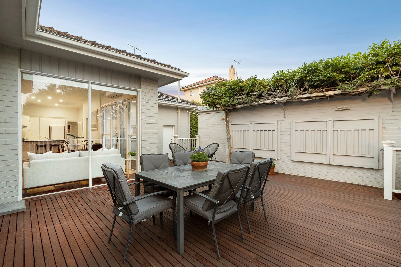 28 Fitzgibbon Crescent, Caulfield North, 3161